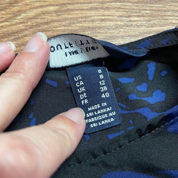 Lands End Blue Black Floral Short Sleeve Blouse Exposed Zipper Womens Size 8 - Picture 6 of 8